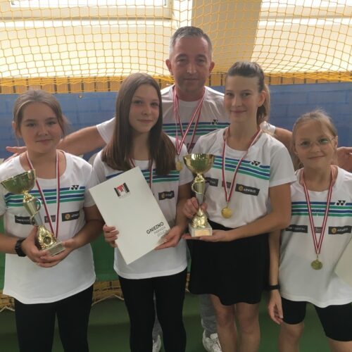 Drużynowe Mistrzostwa Gniezna dziewcząt i chłopców w badmintonie